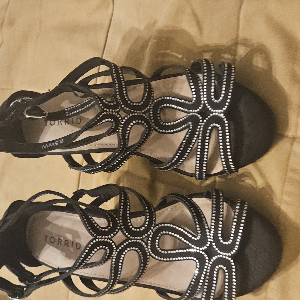 Torrid Black Strappy Sandals